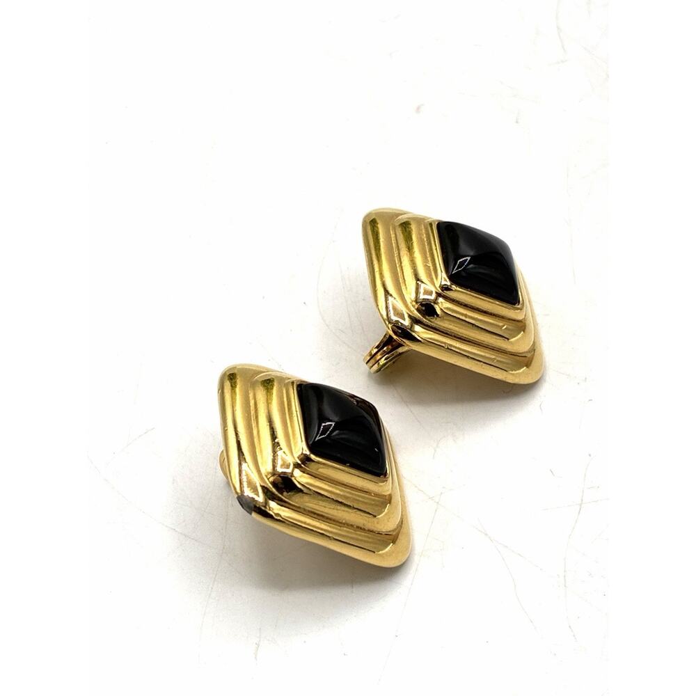 Vintage Monet Signed Gold Tone Geometric Square Clip Earrings Black Cabochon - Picture 3 of 6
